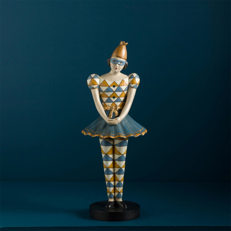 Clown dame staand, 13x13x35cm