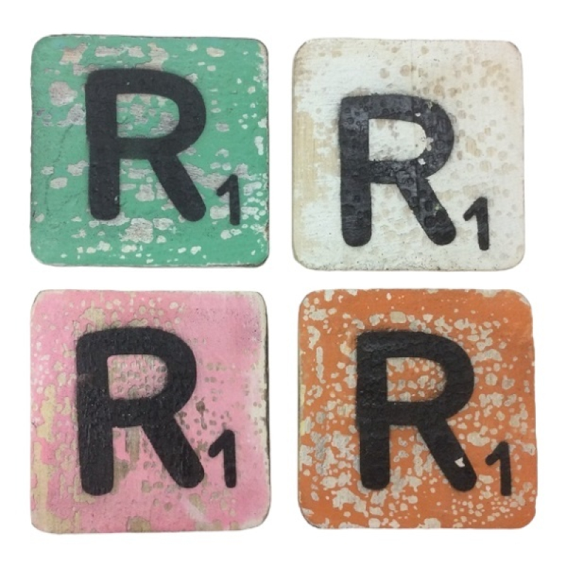 Letter R 20x20 cm