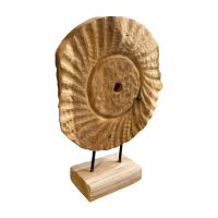 Fossiel Houten Ornament op Voet
